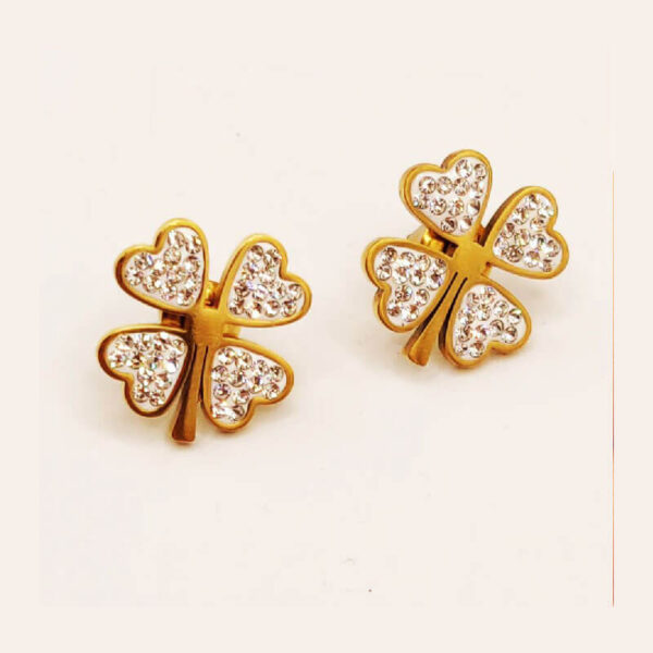 Rounded Chain Necklace Heart Multi Pendants Luxury - Image 3